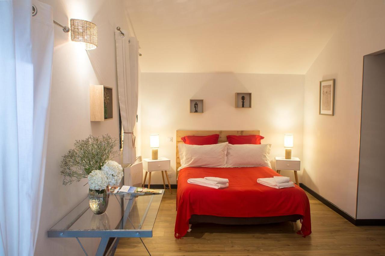 Maison Maupas Chambre Rouge Bellesserre Exterior foto